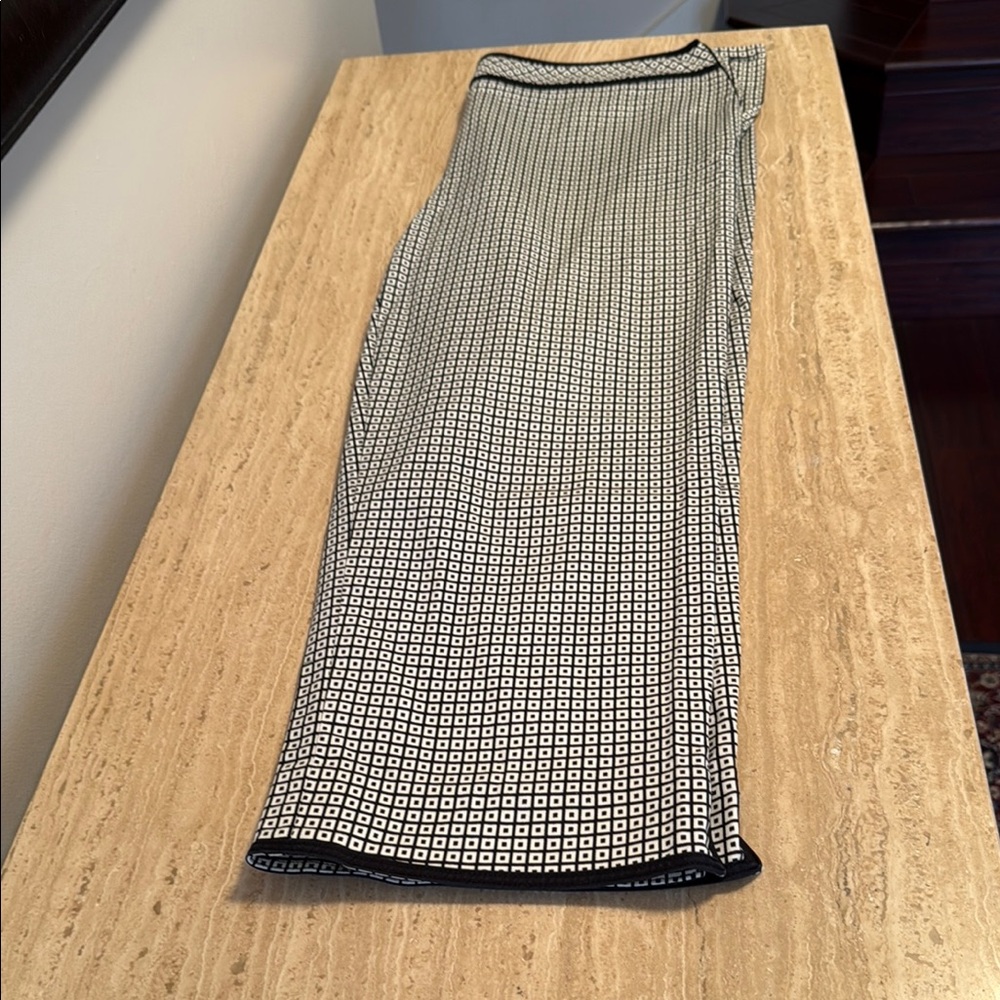 Talbots Elegant Black and Cream Crop Pants
